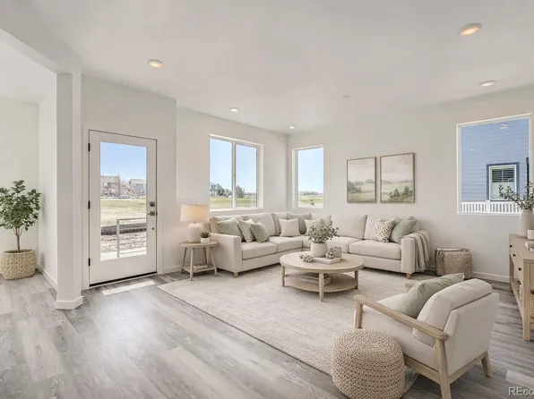 1290 S Algonquian, Aurora, CO 80018