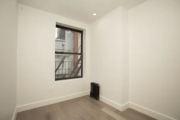 Rented by Blip LLC | media 19