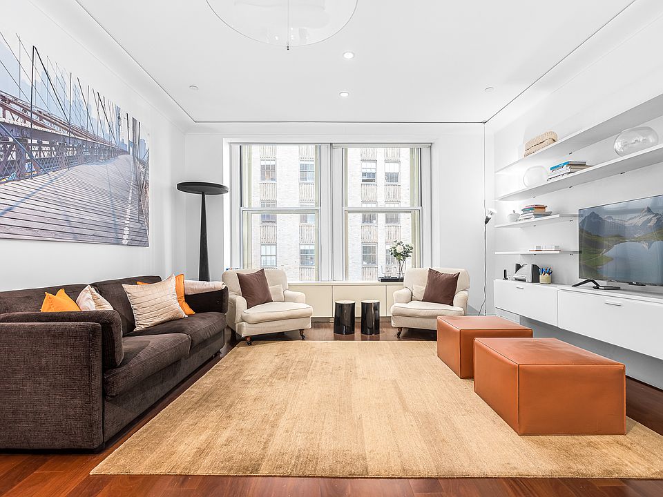 1st image of 55 Wall St APT 542