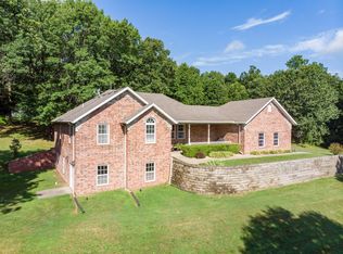 1605 N Phillips Rd, Nixa, MO 65714