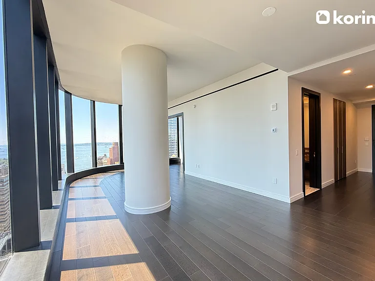 125 Greenwich St #64B — Photo 11
