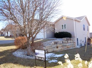 2061 Stephen Ct, Manhattan, KS 66503