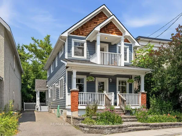 23 Newton St, Ottawa, ON K1S 2S6