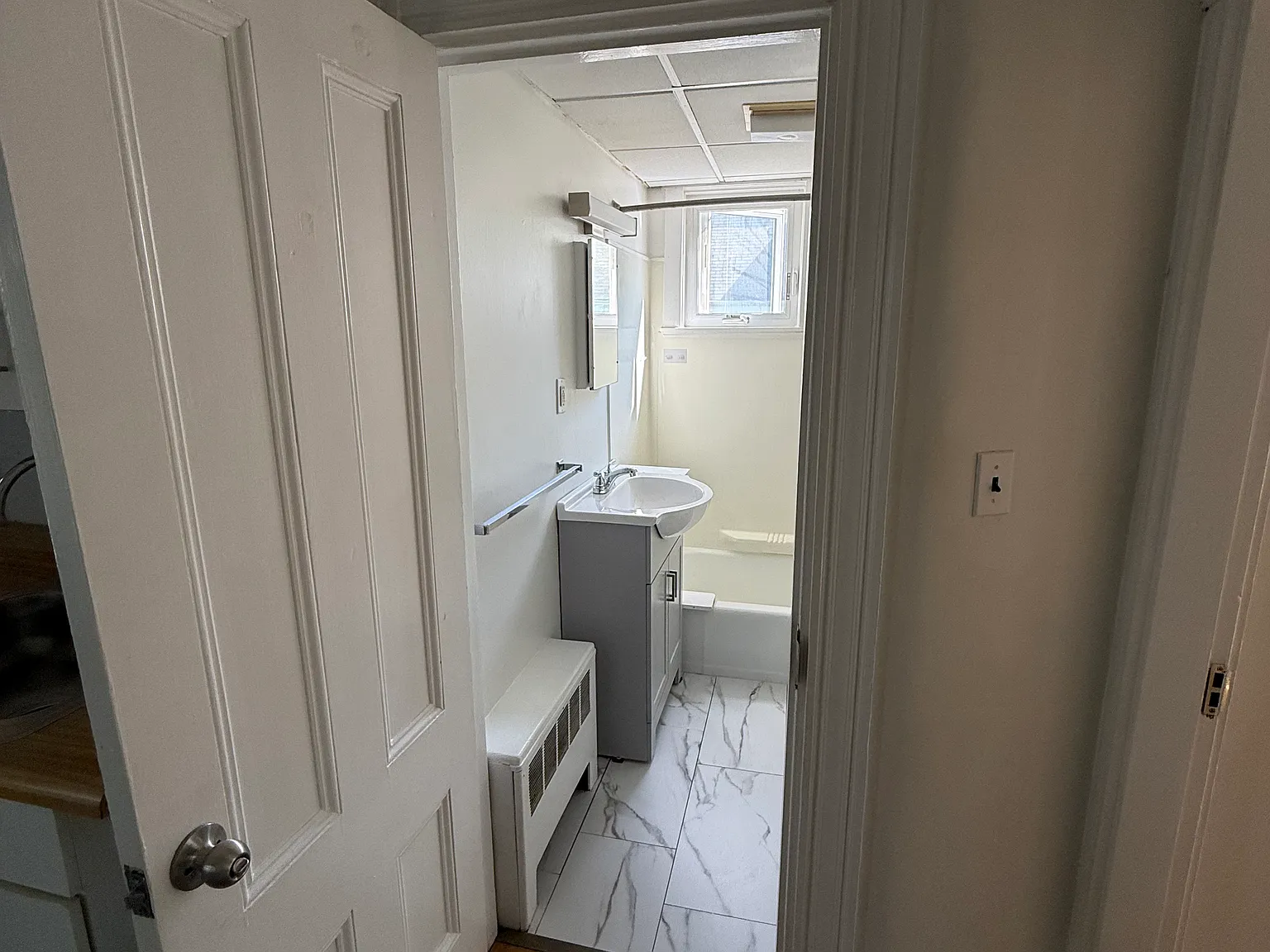 2 bed, 900 sqft, $2,600 — Photo 4