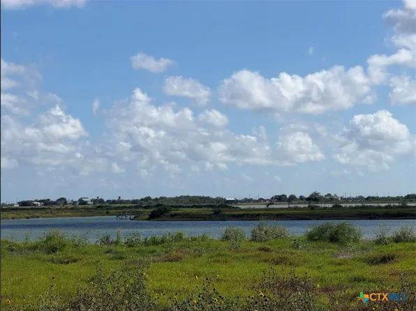 Sebastes Ln, Pt Lavaca, TX 77979