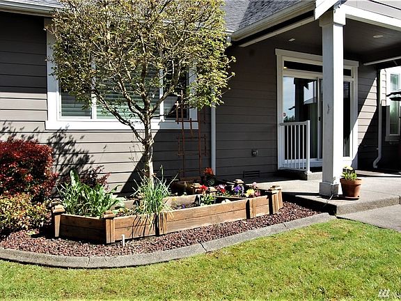 4th image of 2104 28th Avenue Ct SW