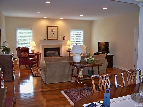 5th image of 1251 Callaway Springs Dr