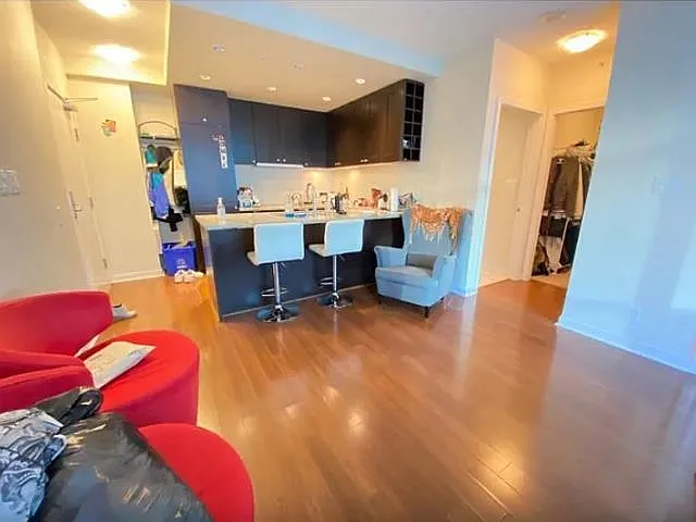 821 Cambie St #1001 — Photo 2