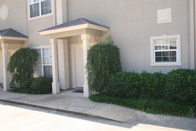 1st image of 39 Harris Dr