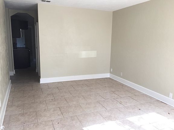 4th image of 5317 21st Ave S