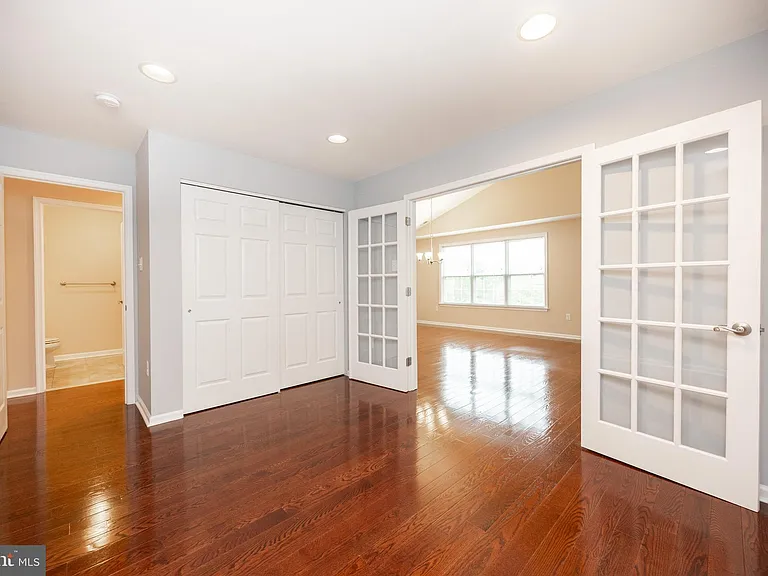 141 Stewarts Ct #307 — Photo 11