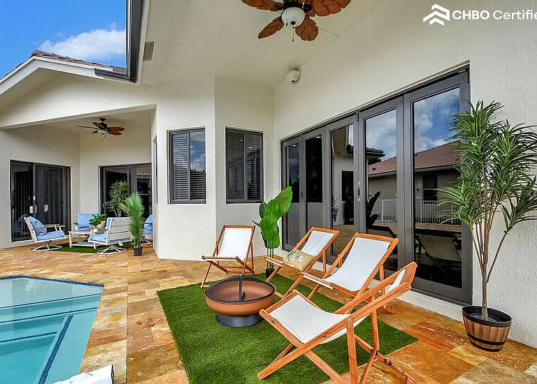 11618 Manatee Bay Ln — Photo 44