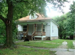 15 S Cottonwood St, Emporia, KS 66801