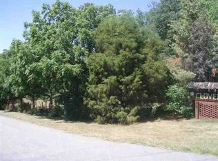 2735 13th St NE, Hickory, NC 28601