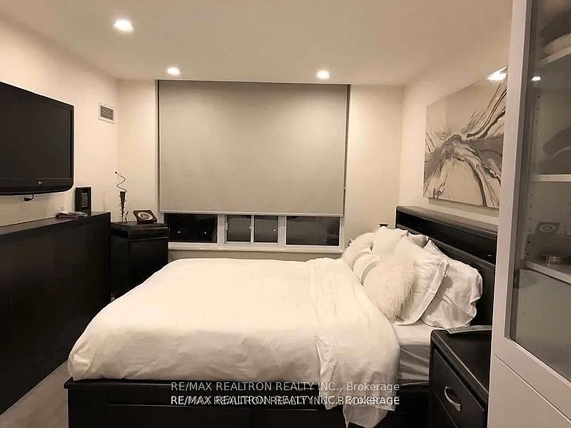 2 bed, $2,850 — Photo 3