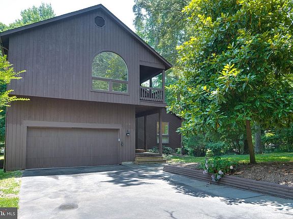 3rd image of 1159 Willow Ln