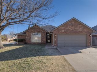 18116 English Oak Ln, Edmond, OK 73012