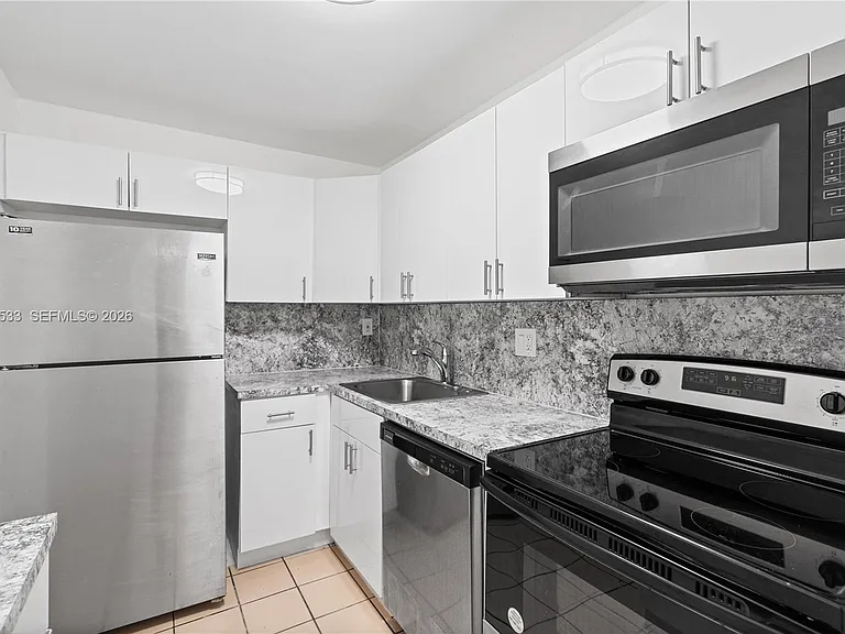 8501 NW 8th St #106 — Photo 14