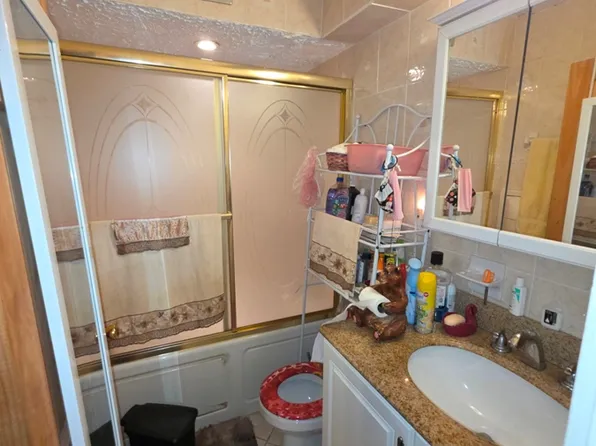 9505 Schenck Street image 14 of 30