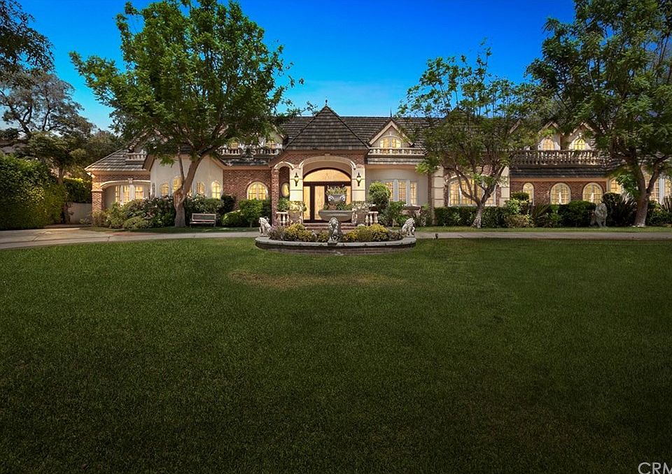 1st image of 1015 Singing Wood Dr