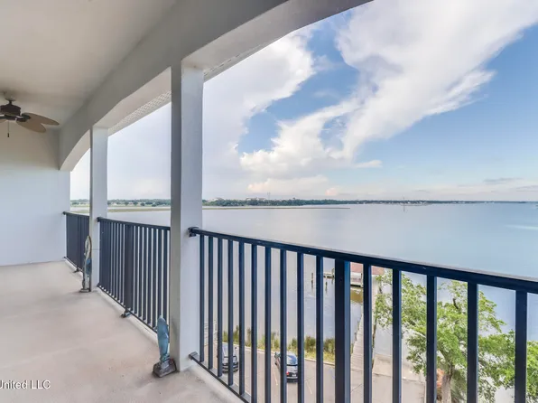 630 Bay Cove Dr #409, Biloxi, MS 39532