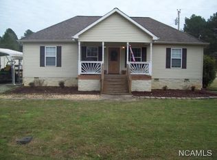1099 Blountsville St NE, Hanceville, AL 35077