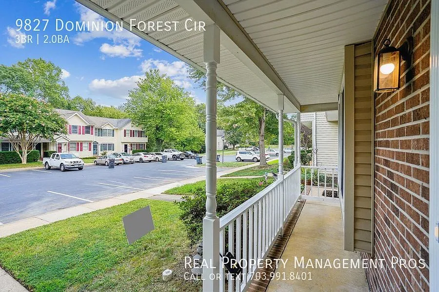 Charming Home with All-New LVP Flooring and Serene GardenIdeal for Commuters! — Photo 2