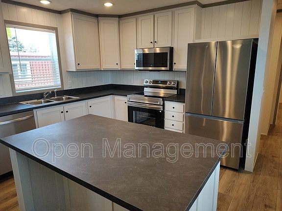 5th image of 34 Marcus Dr