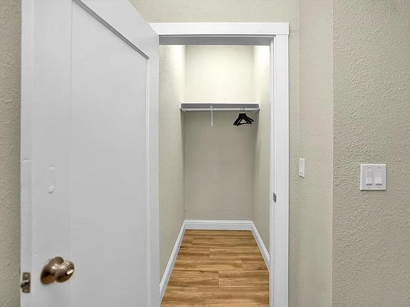 Unit Photo