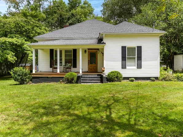 291 Chestnut St, Andrews, NC 28901