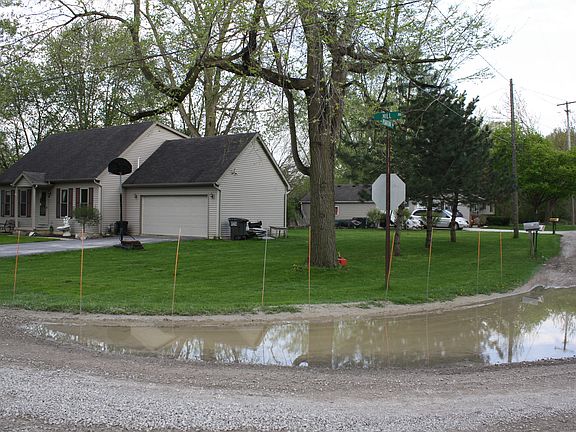 4th image of 4141 Hill Dr