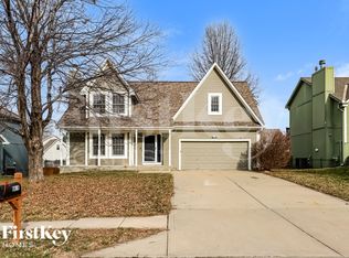 8618 NE 72nd Ter, Kansas City, MO 64158