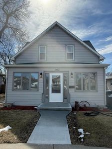1115 E 3rd Ave, Mitchell, SD, 57301
