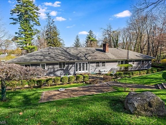 3rd image of 5 Edgehill Rd