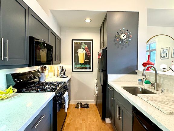 5th image of 720 Queen Anne Ave N APT 405