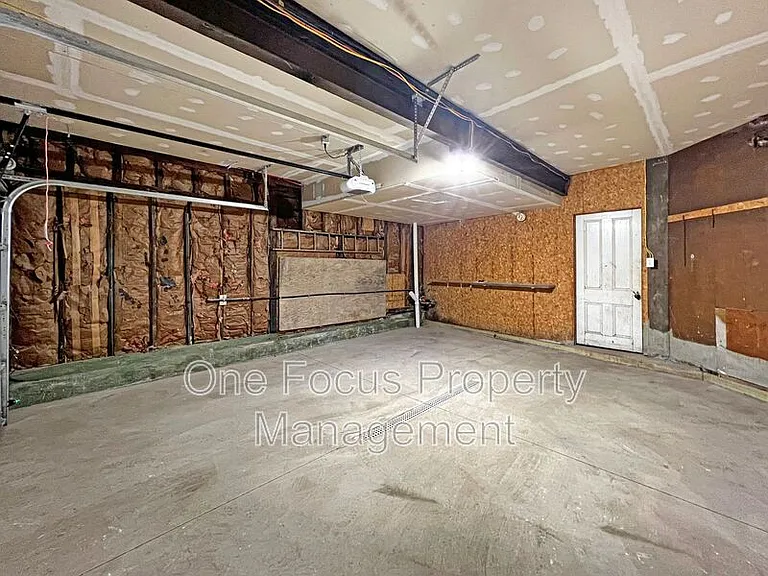 51 Pearl St — Photo 17