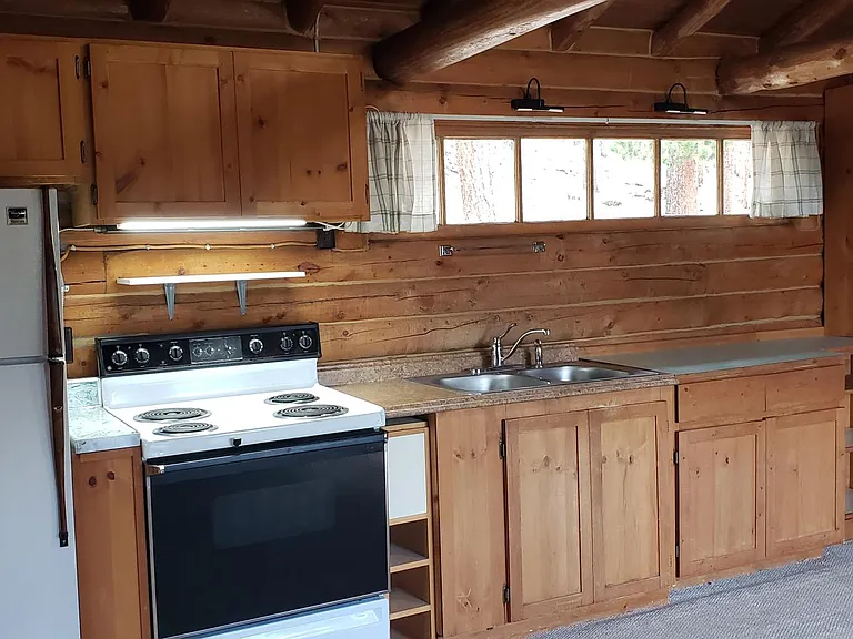 765 Cabin Creek Rd — Photo 6
