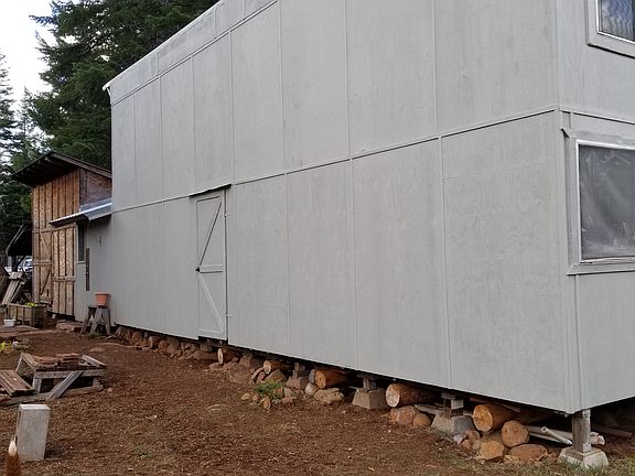  cabin ready for a add-on