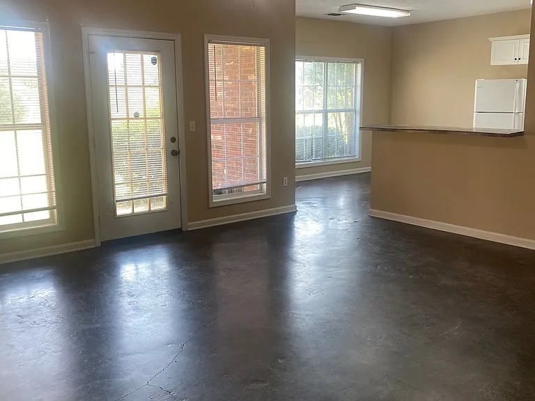 730 Kirkcauldy Dr — Photo 9