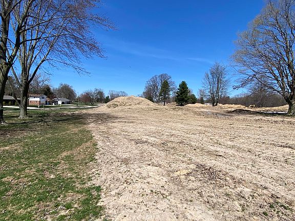 3rd image of 3485 Lake Michigan Dr NW #1