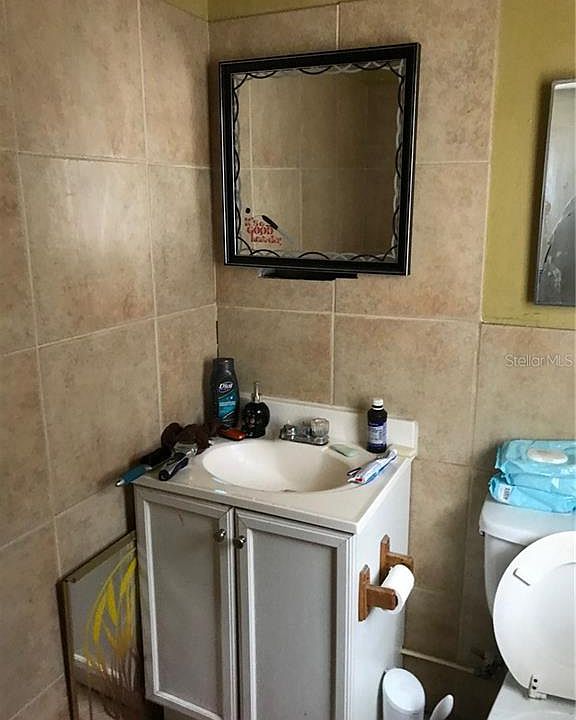 2nd image of 4800 Dacey Ct