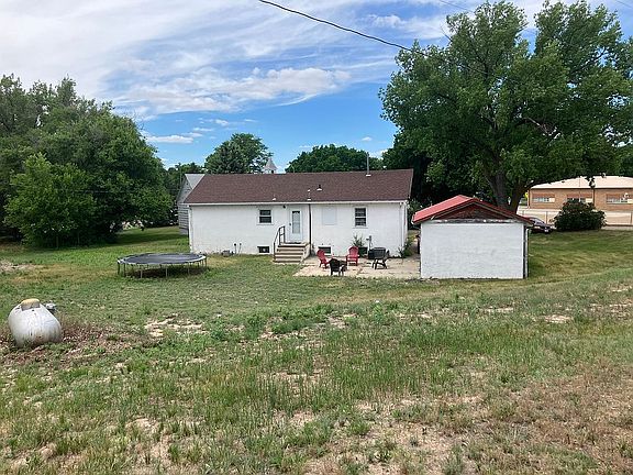 3rd image of 406 Locust St