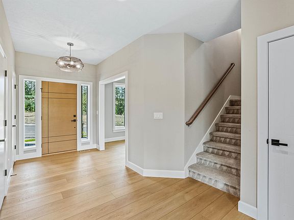 3rd image of 3757 S Aldo Rd