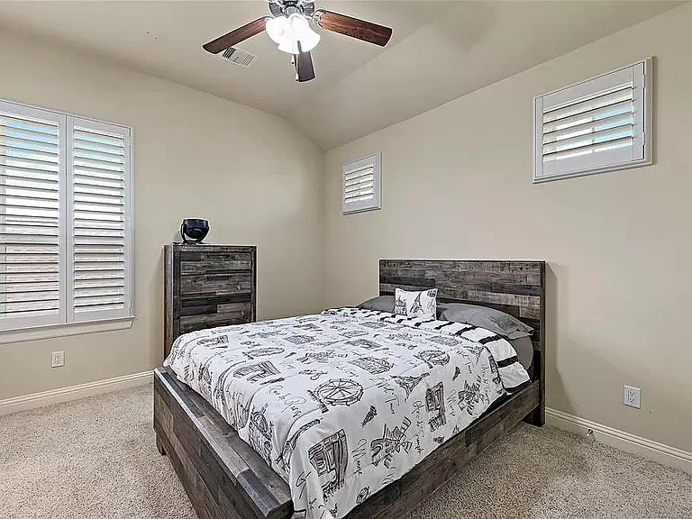 29559 Usonia Dr — Photo 11