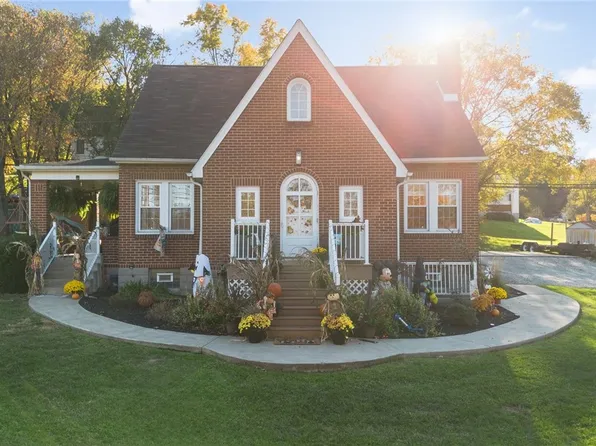 431 Huntingdon Rd S, Yukon, PA 15698