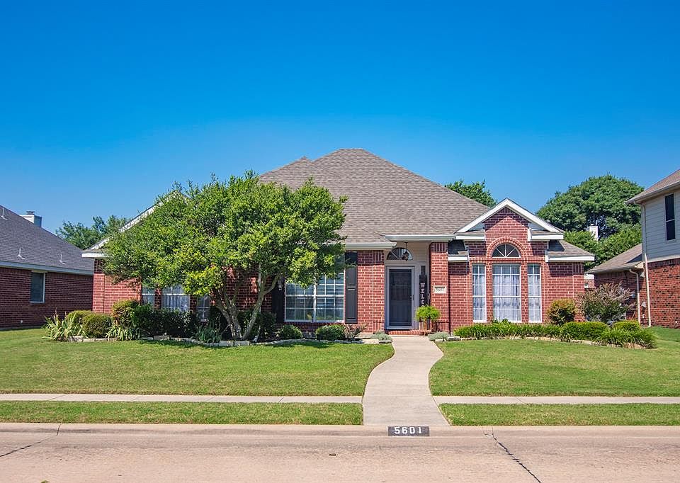 1st image of 5601 Plantation Ln