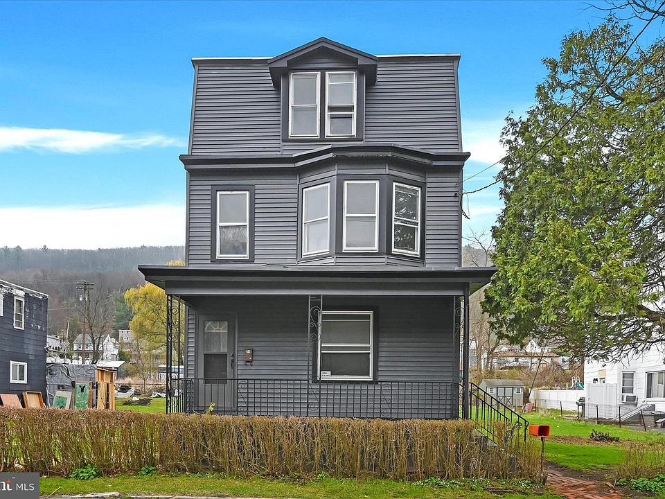1st image of 26 Main St