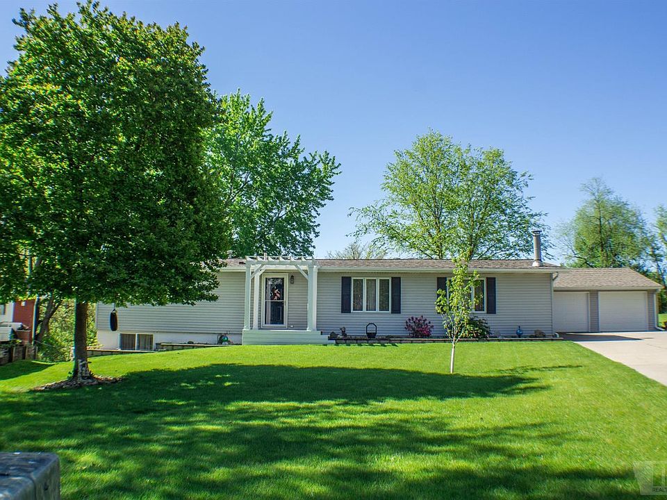 1st image of 812 Wedgewood Dr