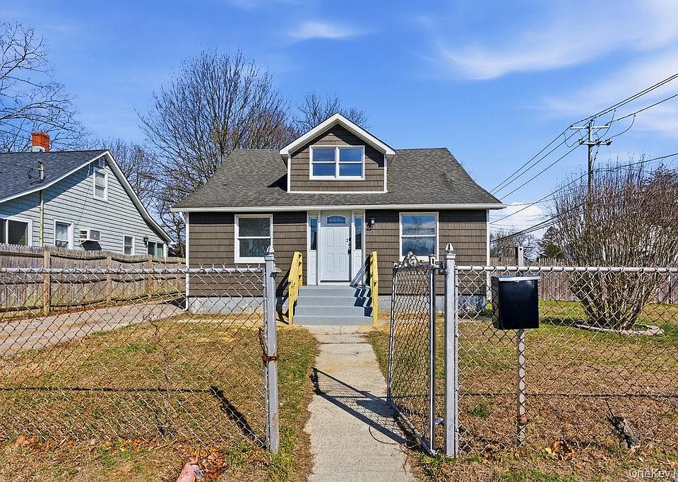 1st image of 173 Ferndale Boulevard