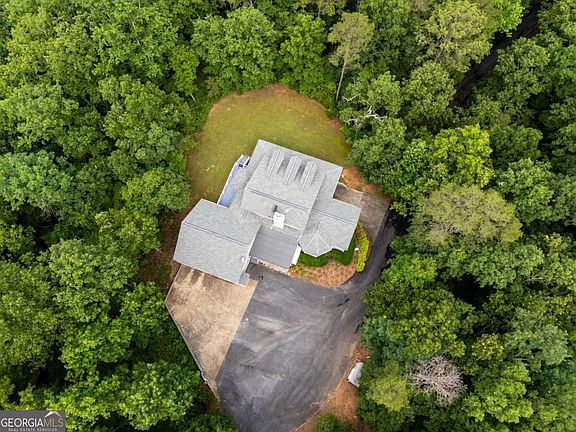 5th image of 546 Mount Pleasant Rd NE